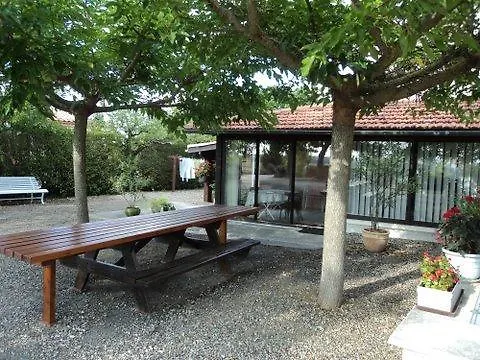 Le Moulin Гостевой дом *